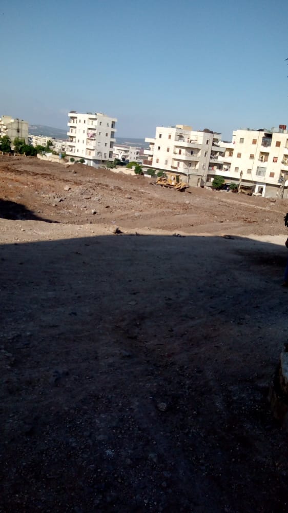 بناء جامع ومدرسة على أرضٍ مستولى عليها في مدينة عفرين المحتلة
