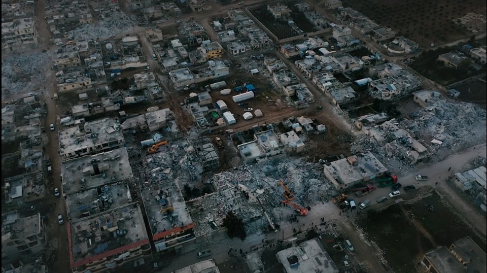 زلزال مدمّر وكارثة إنسانية… إمكانات ومساعدات إنقاذية وإغاثية متدنية