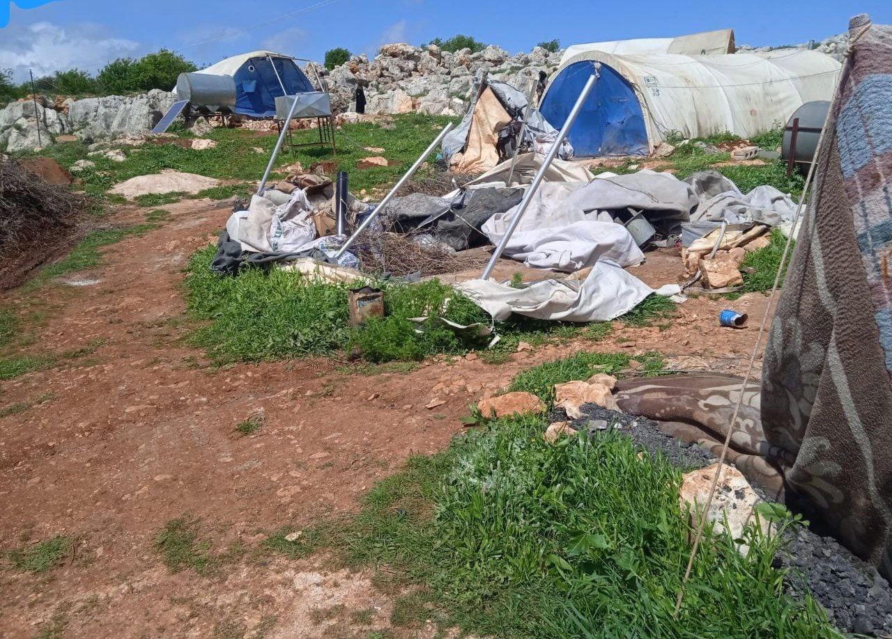 مشاجرة بين مستوطنين في مخيم قرب مدينة عفرين