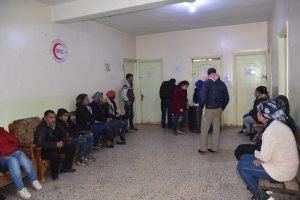 The people of Afrin donate blood to meet the need of Avrin Hospital
