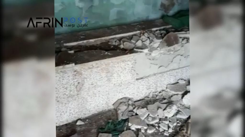 Video: The excavation and destruction of the shrine of Sheikh Mustafa Darwish in the village of Qara Baba in Raju countryside… by the “Failaq Al-Sham” militia