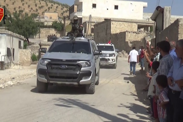 “Sultan Suleiman Shah” militia expels a Kurdish old man from his home in the village of “Chaqaleh Orte”