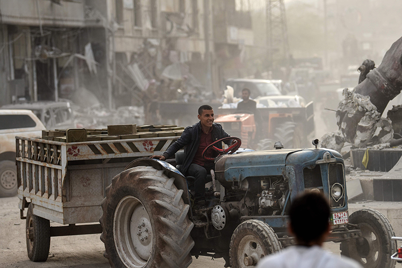 Al-Shamiya Front militia seizes 5 tractors in Raju