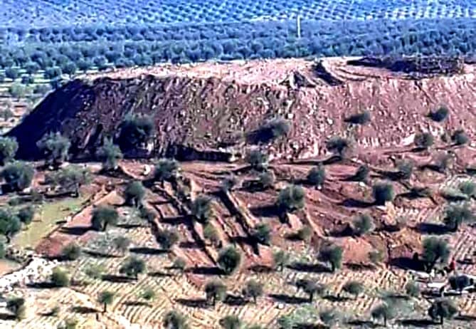 Turkish occupation authorities bulldoz ancient “Du Deri” hill in Mydanki, Afrin