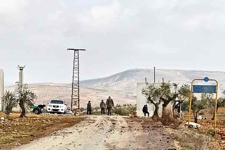 Three wounded, in targeting an occupation police checkpoint in Sharra, Afrin