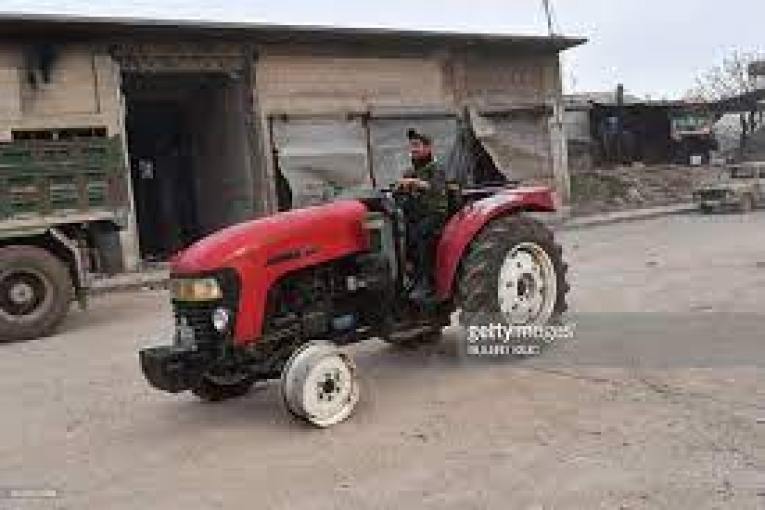 “Suqour al-Shamal” confiscated dozens of agricultural tractors in Afrin