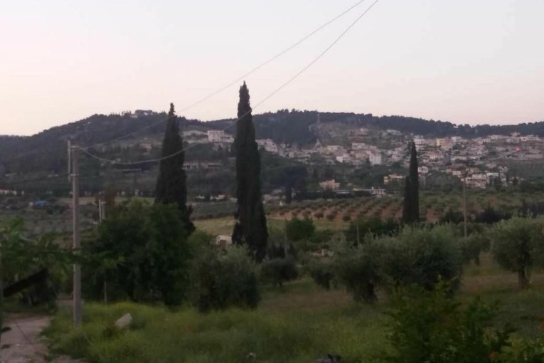 Residents displaced from Kafr Jannah fearing shelling