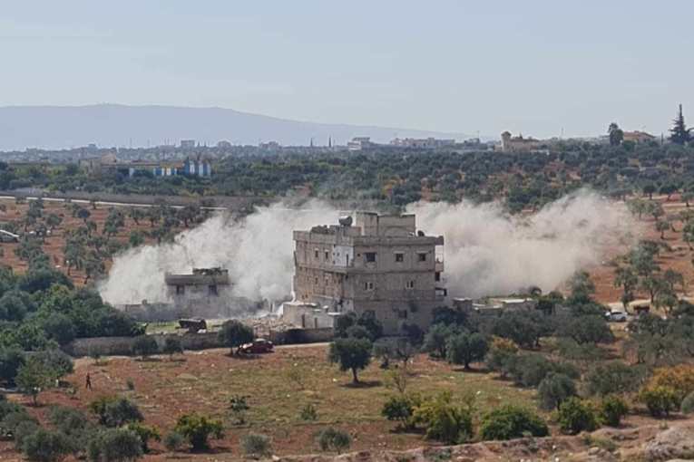 Russian Fighter Jets Strike HTS Positions in Northwestern Syria