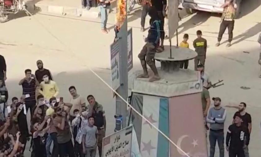 داعش يطل برأسه من جديد من خلال مظاهرات رأس العين وعفرين المحتلتين
