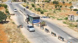 Islamic militia take advantage of closed crossings between Idlib and Afrin to smuggle materials in exchange for bribes