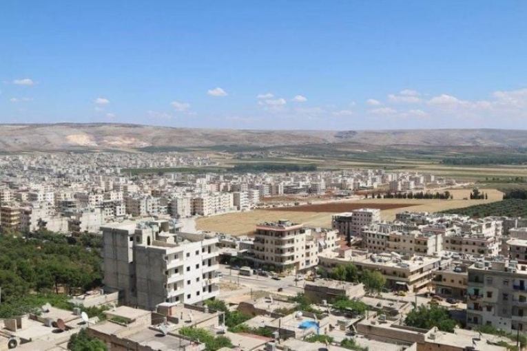 Pro-Turkey Militant Sells Seized Apartments to IDPs in Afrin