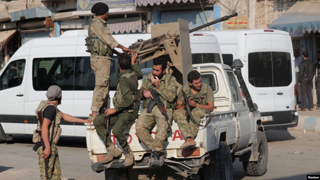 Milîsên “Cebha Elşamiyê” 2 firoşgehên bazirganiyê li Efrînê desteser kirin