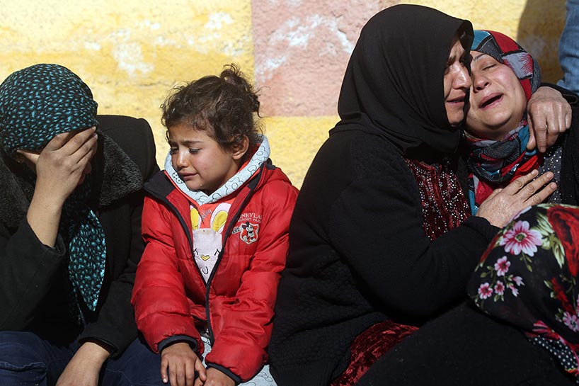 Nameyeke bi êş ji dayîkekê tê de rastiya jiyanê li Efrînê vedibêje