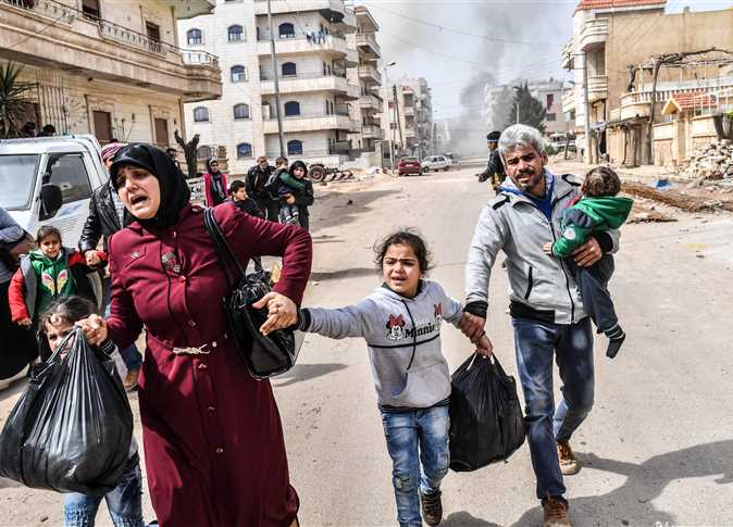 Li dorhêla çerxerêya Newrozê ya Efrînê di navbera çekdarên ji Til Rifetê û niştedagîrên ji Qelemonê de pevçûn rûdan