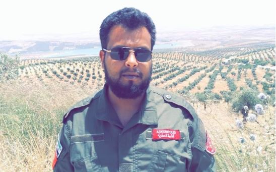 Çekdarekî milîsên “Polîsên Leşkerî” xwe ji bo qelandina darên Efrînê taybet kiriye