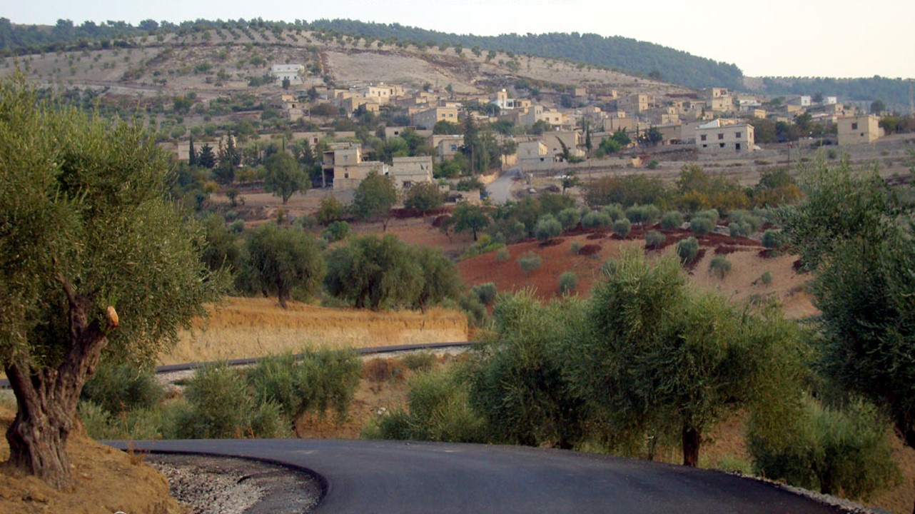 16 Kurd li gundê Erendê û Mistika yên Şiyê bi gotinên pîs û lêdanê hatin binçavkirin