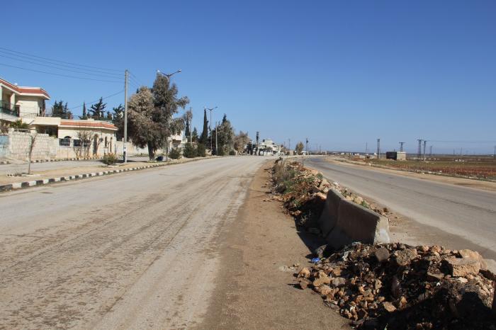 Hêzên dagirkeriyê bi giranî bajarokê Dêr Cemalê yê Şehbayê topbaran dike